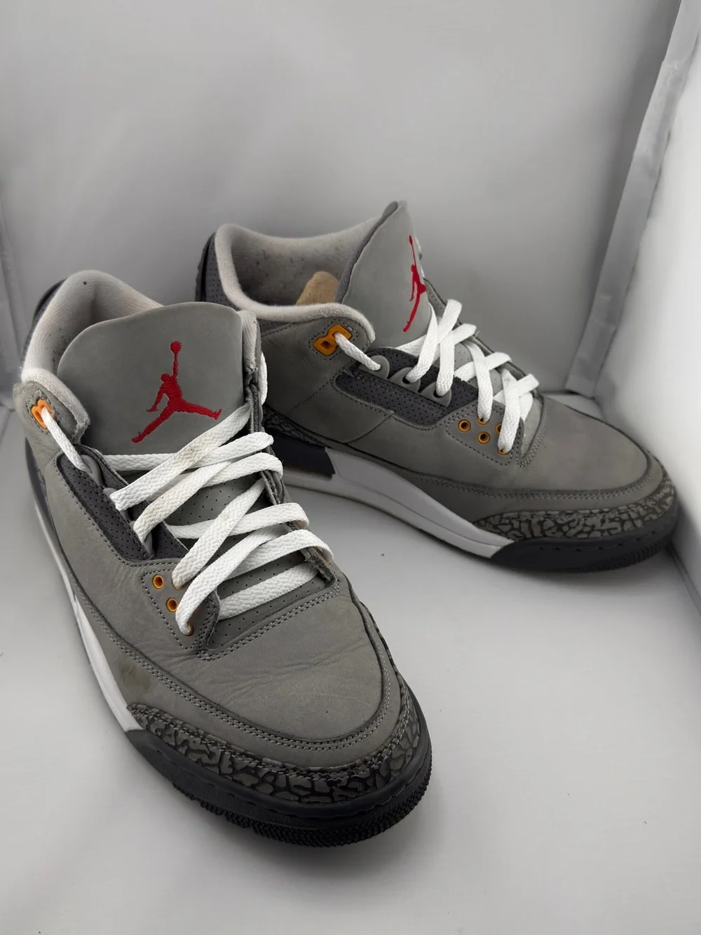 Size 9 - Jordan 3 Retro Mid Cool Grey